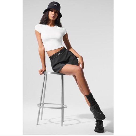 Alo Yoga Match Point Tennis Skirt Black Skort XS NWT $78 Best Seller - Picture 7 of 10
